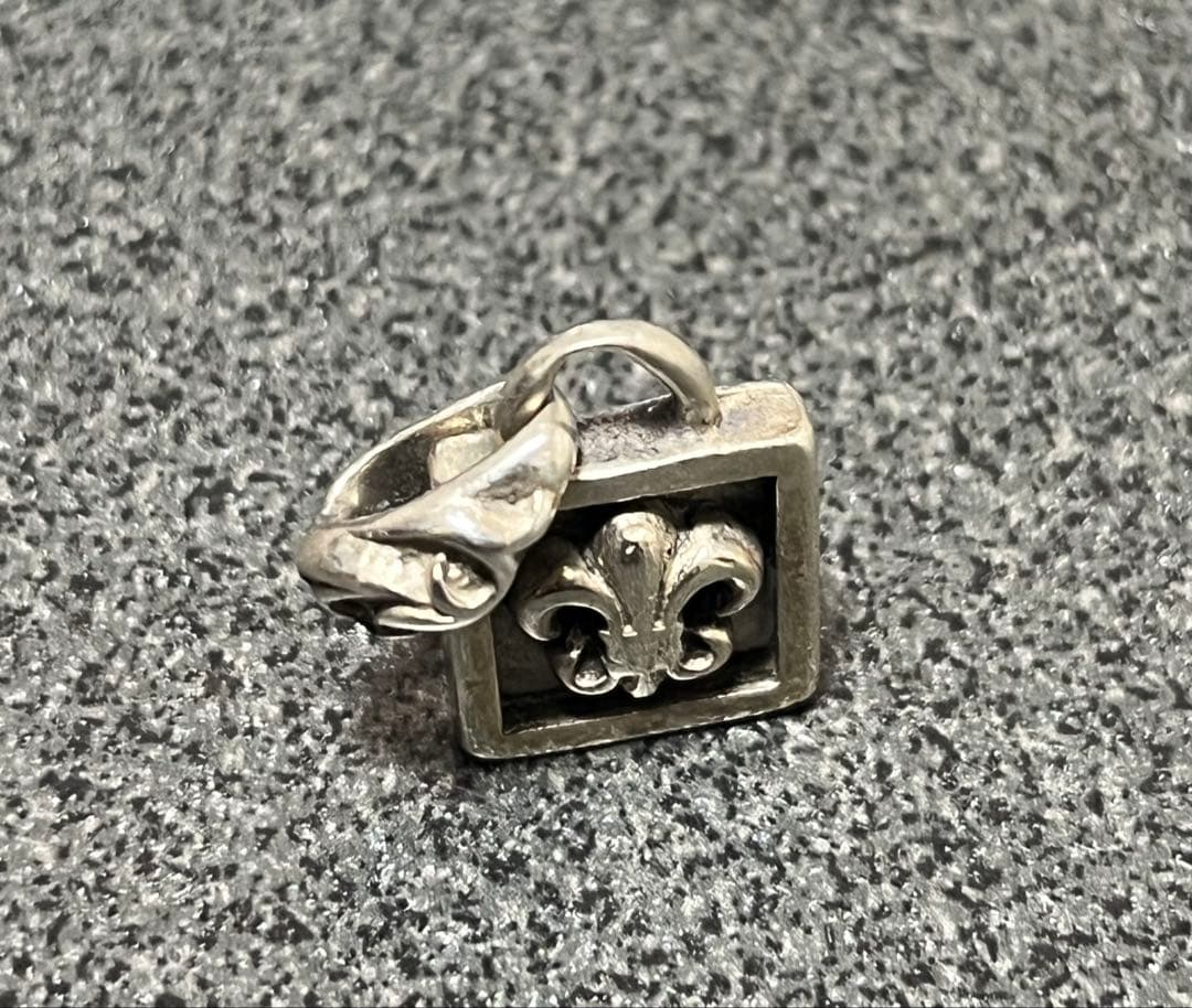 クロムハーツ フレームド チャーム BSフレア トップ 925 シルバー