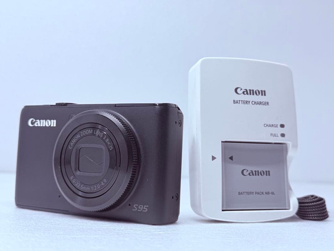 Canon PowerShot S95 動作確認済 コンデジ ミニマルデザイン