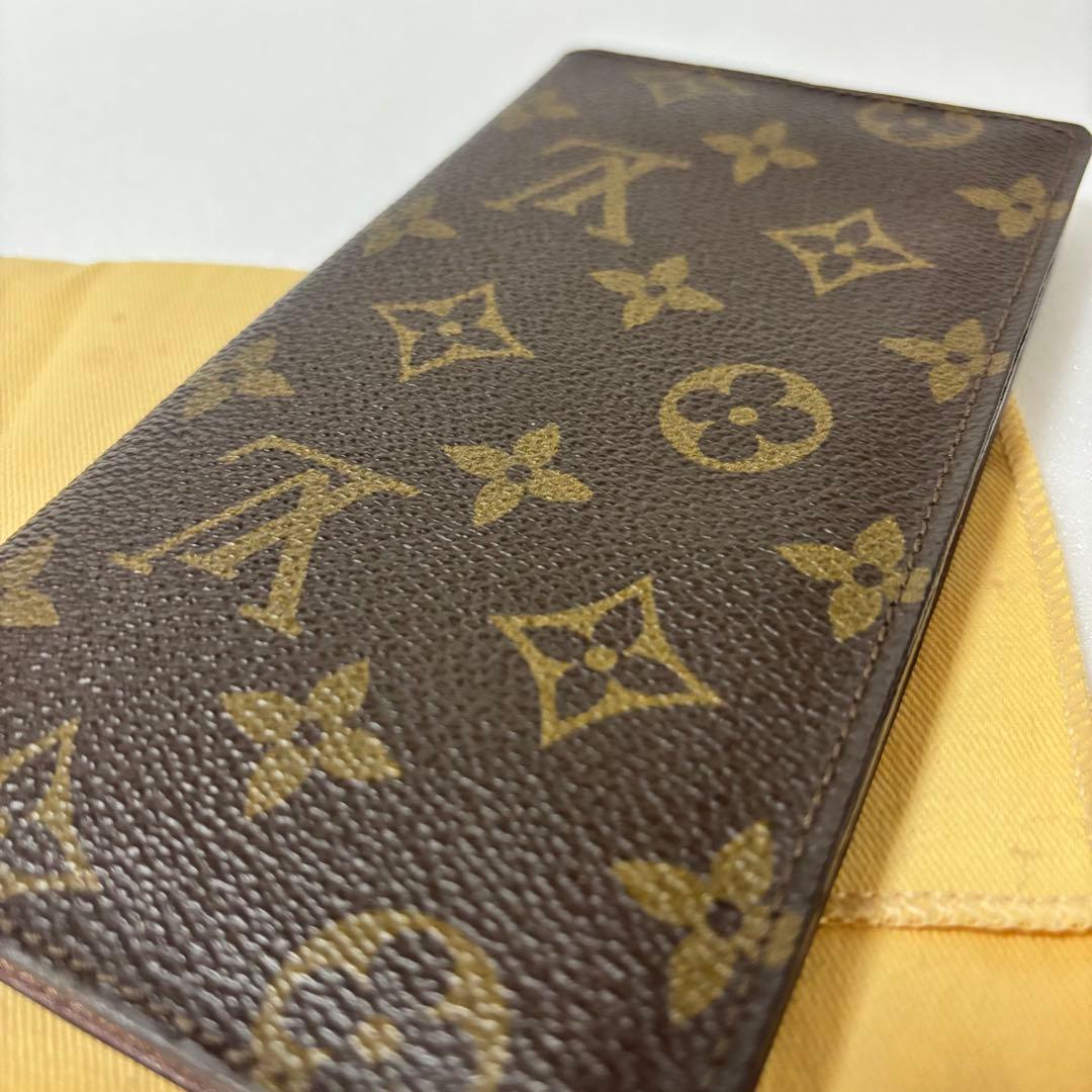 ルイヴィトン モノグラム ポルトカルトクレディ円 長財布 イニシャル無し