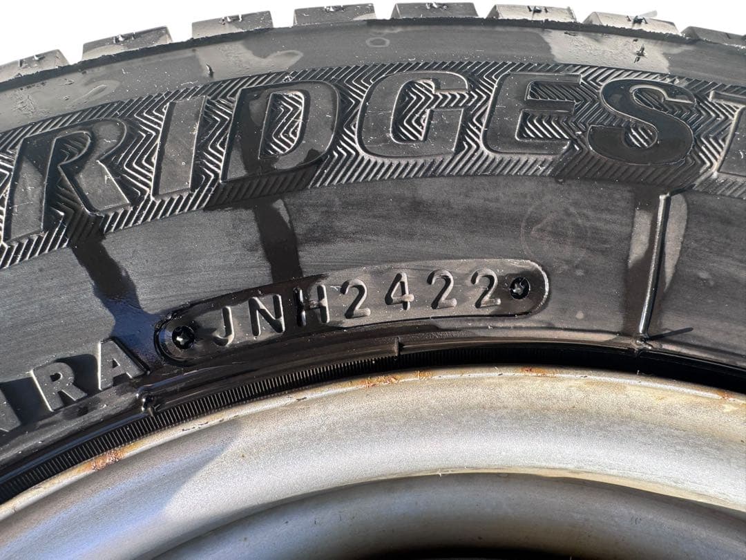 145/80R12 80/78N LT ブリヂストン スタッドレス W300