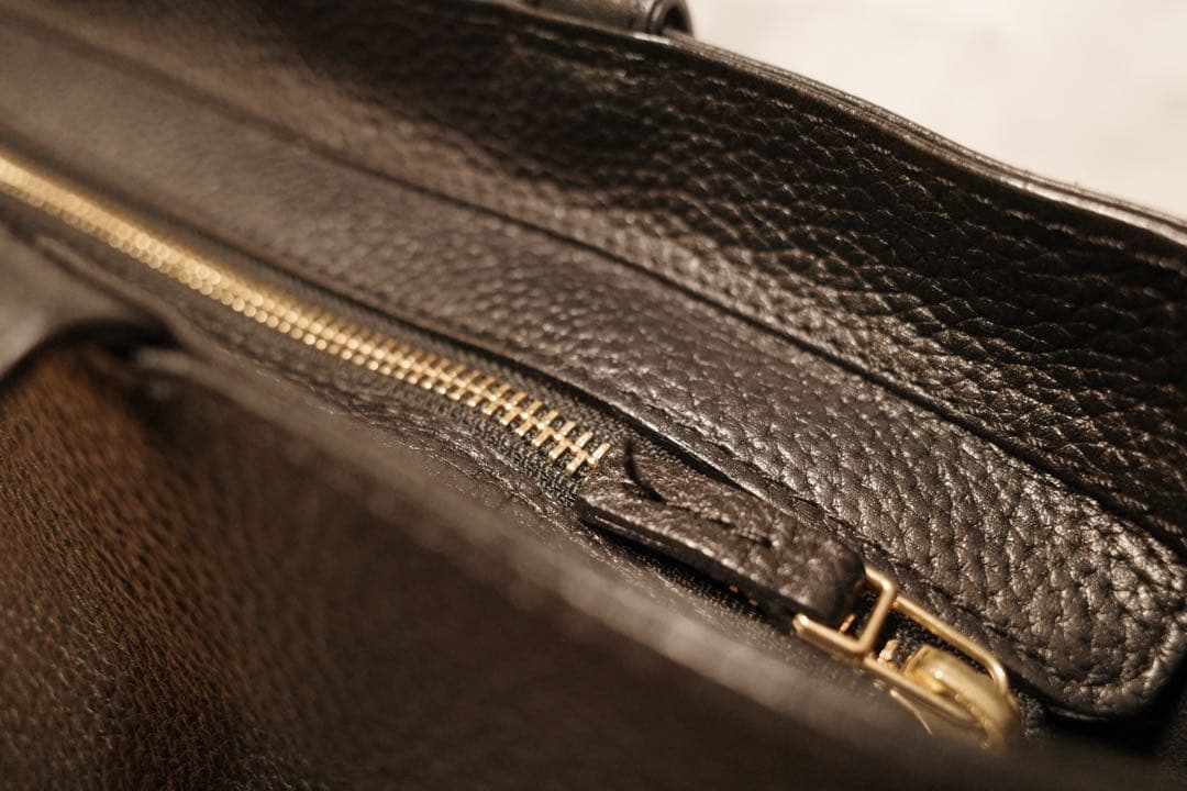 HushTug ハッシュタグ　レザートート　ブラック