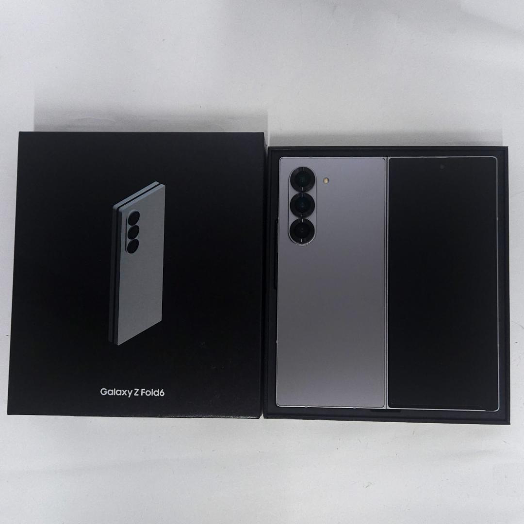 Galaxy Z FOLD6 256GB シルバー SIMフリー 【極美品】