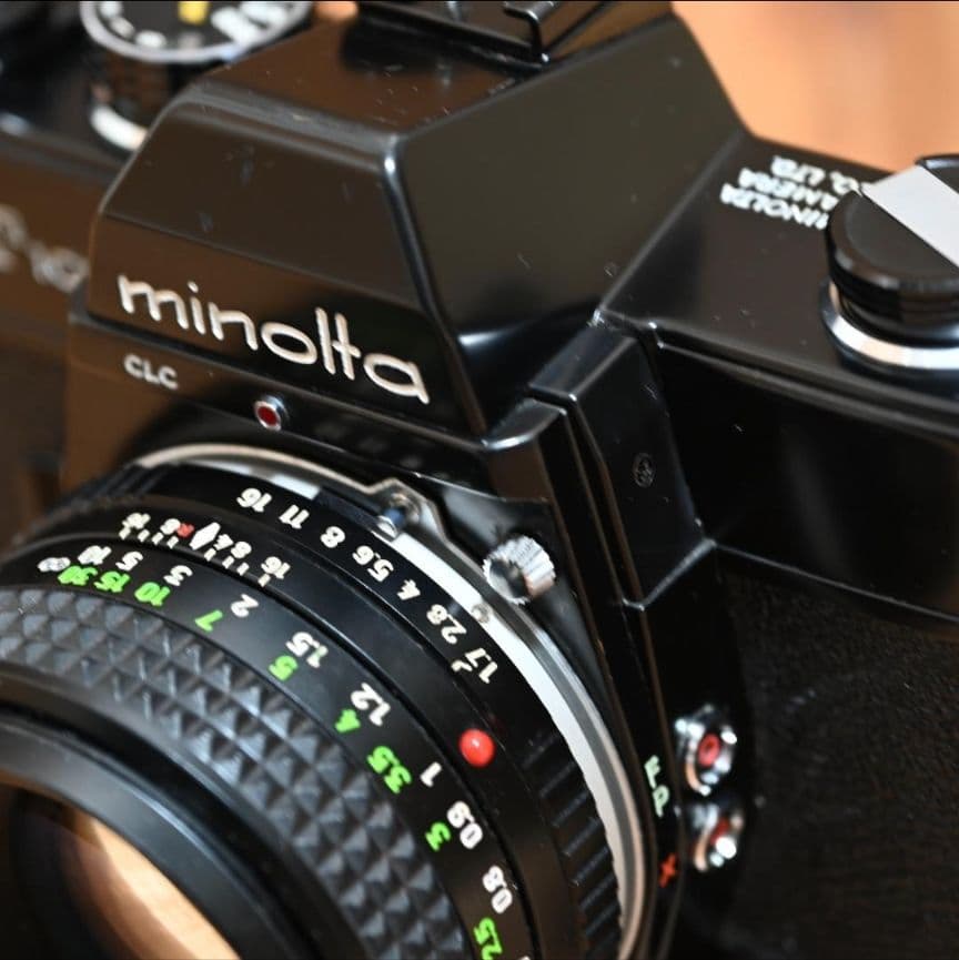 [美品] MINOLTA SRT101 フィルムカメラ レンズ付き 動作確認済み