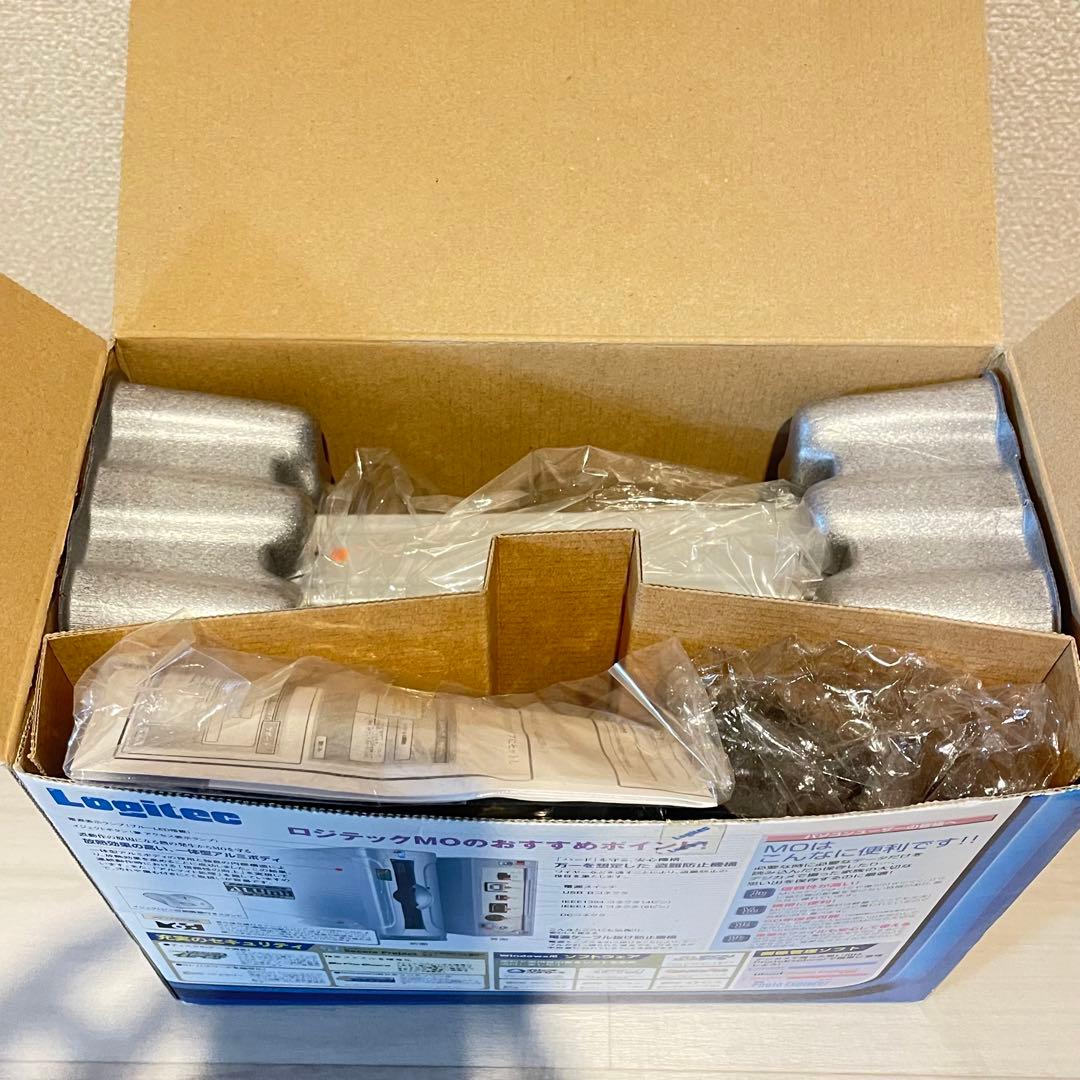 Logitec IEEE1394&USB 2.0外付型MO 2.3GB