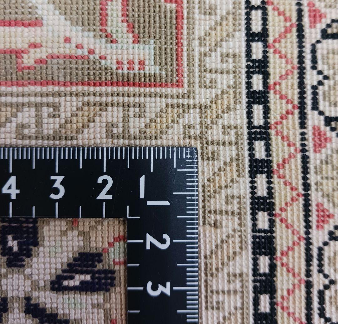 Y2512 ペルシャ絨毯 クム産 シルク 手織72万ノット 78×56㎝