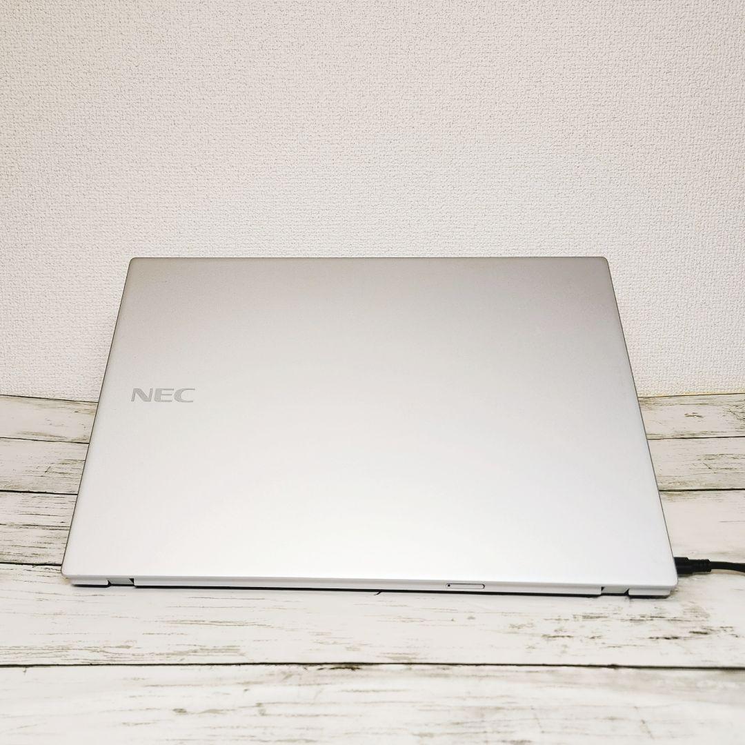 格安✨普段使いに♪NEC 小型軽量 12インチコンパクトノートパソコン SSD