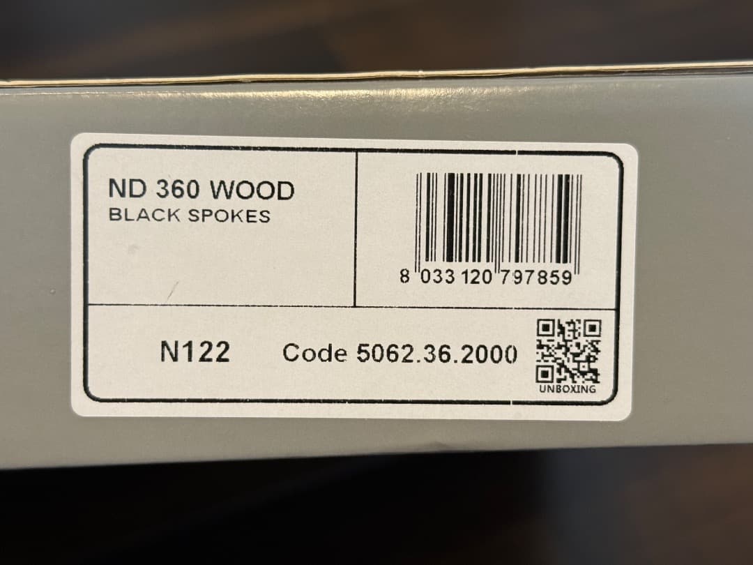 NARDI クラシック　WOOD　正規品 ウッド/ブラックスポーク N122