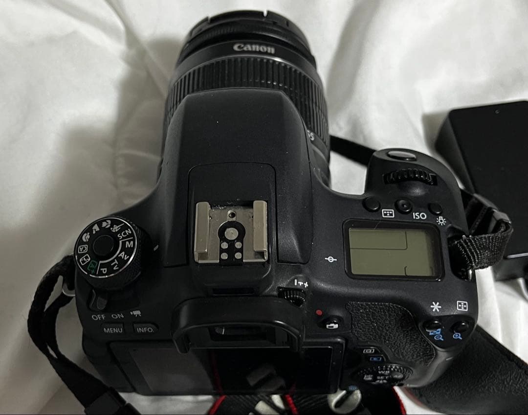 ★美品★ Canon EOS 8000D 標準レンズセット＋ACアダプター付き