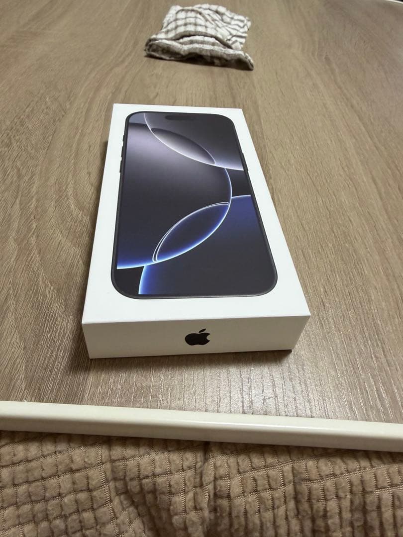 スマートフォン本体 iPhone 16pro256g