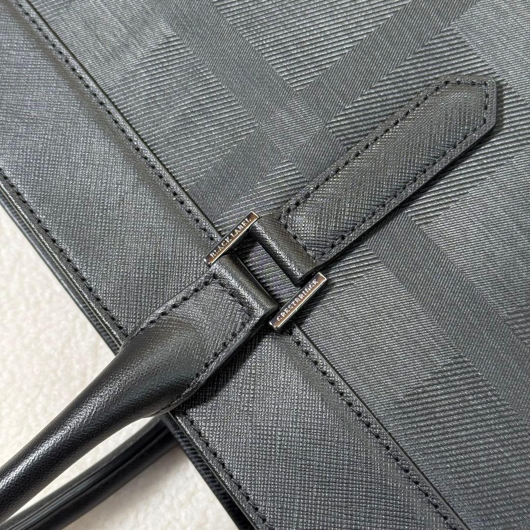 未使用品　ブラックレーベル クレストブリッジ エンボスレザー トートバッグ