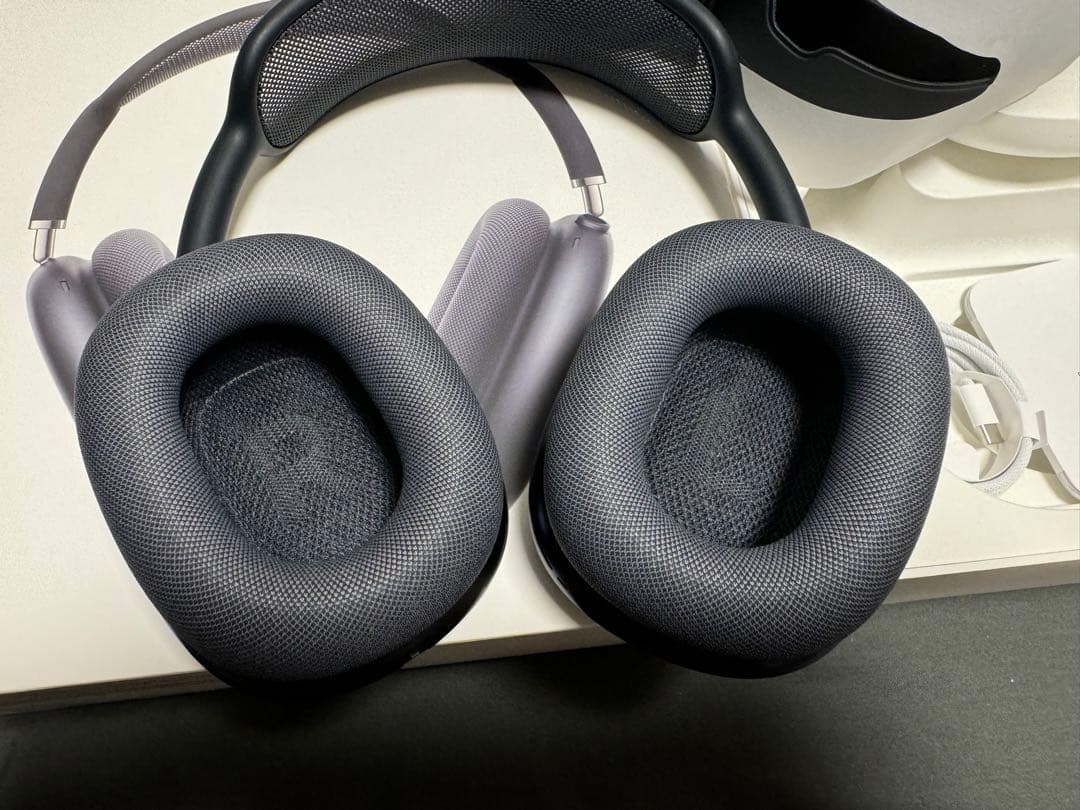 【美品】Apple Airpods Max USB C ミッドナイト未使用に近い