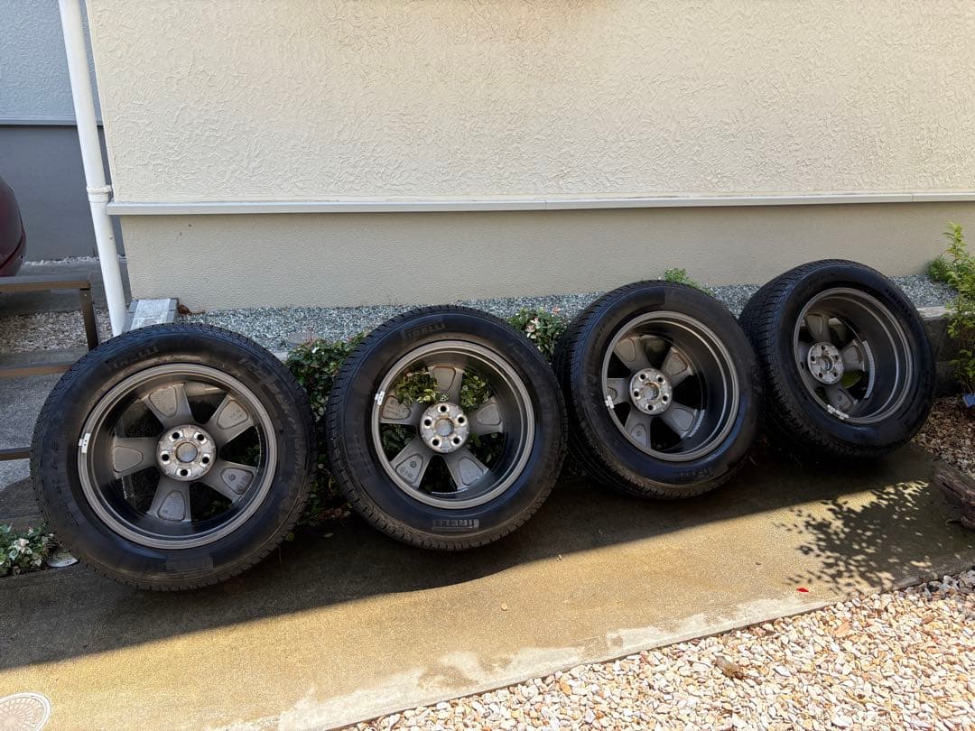 f*o様 Pirelli 225/60R18 タイヤ・ホイールセット