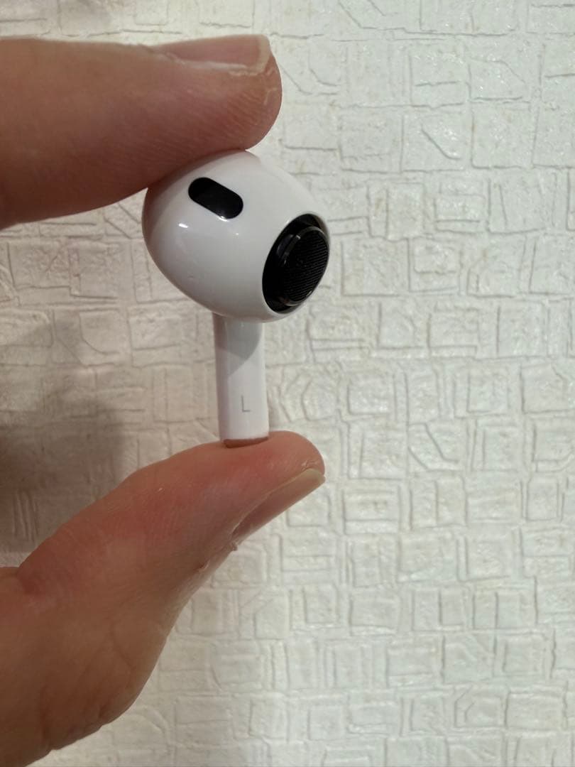 AirPods本体 lightningポート