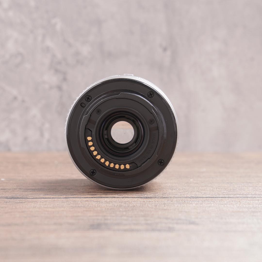 ショット数6029回で美品✨自撮り✨OLYMPUS PEN E-PL8　1093