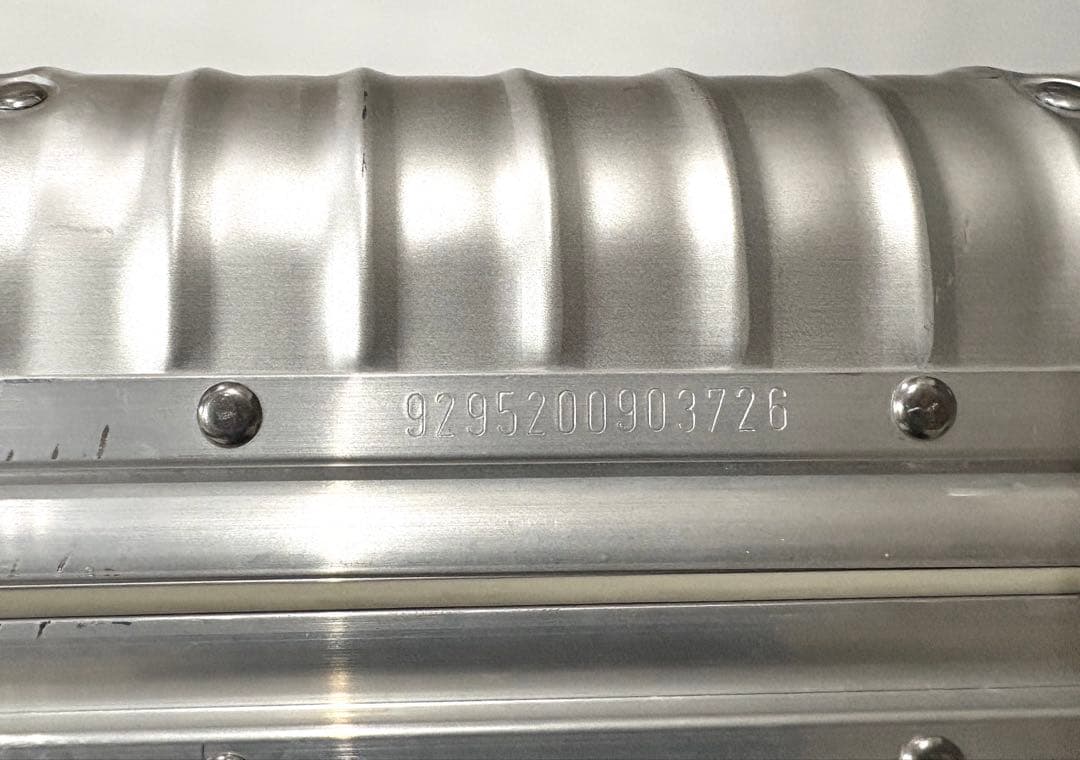 RIMOWA アルミ製　スーツケース(小)