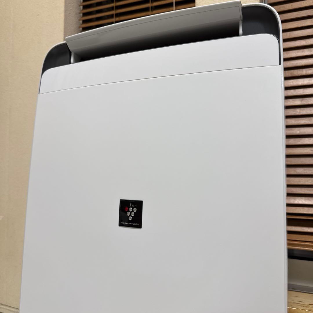 ほぼ未使用 SHARP 衣類乾燥除湿機 コンプレッサー方式 15畳/30畳