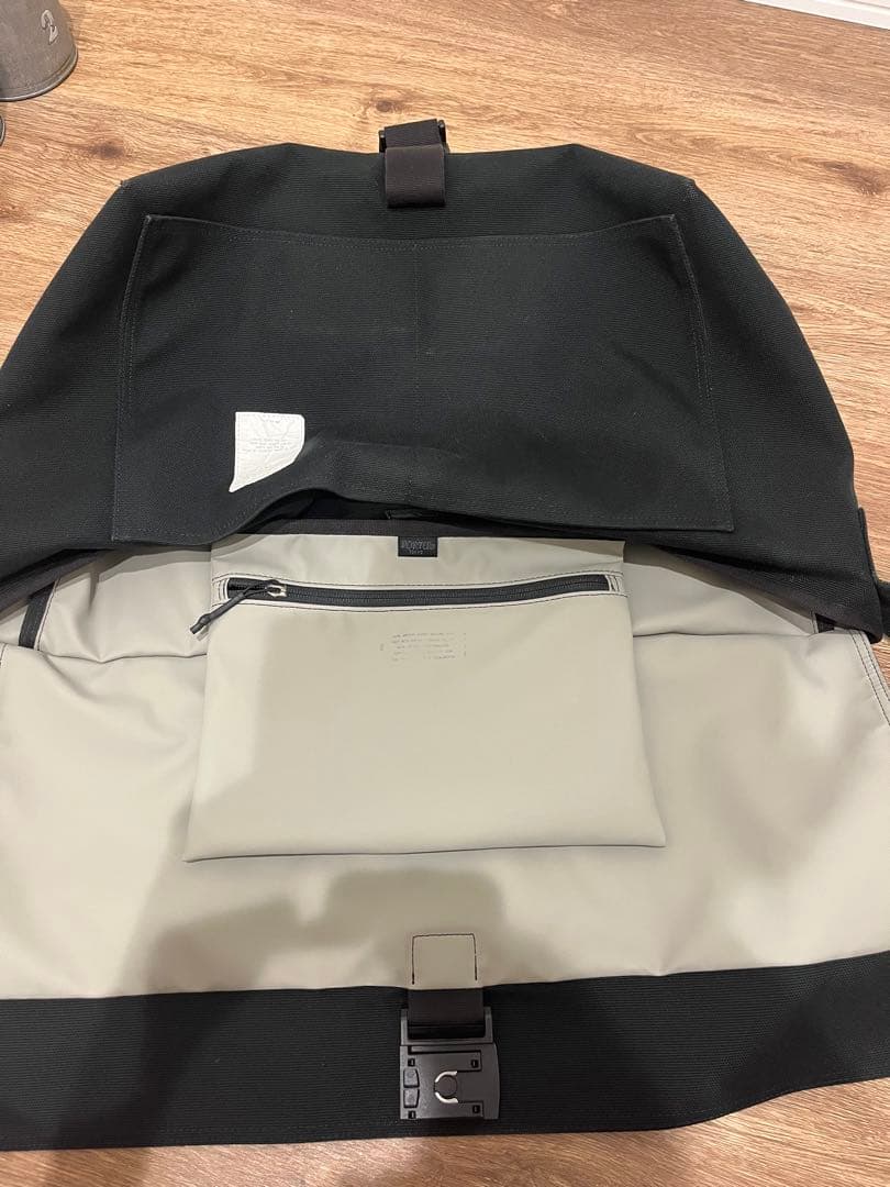 vainl archive メッセンジャーバッグ　ショルダーバッグ