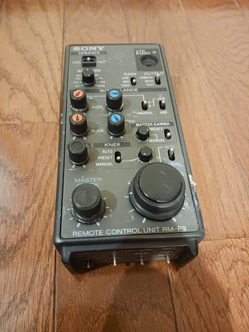ソニー　Sony RM-P9 BVP、BVW、DVW リモコン
