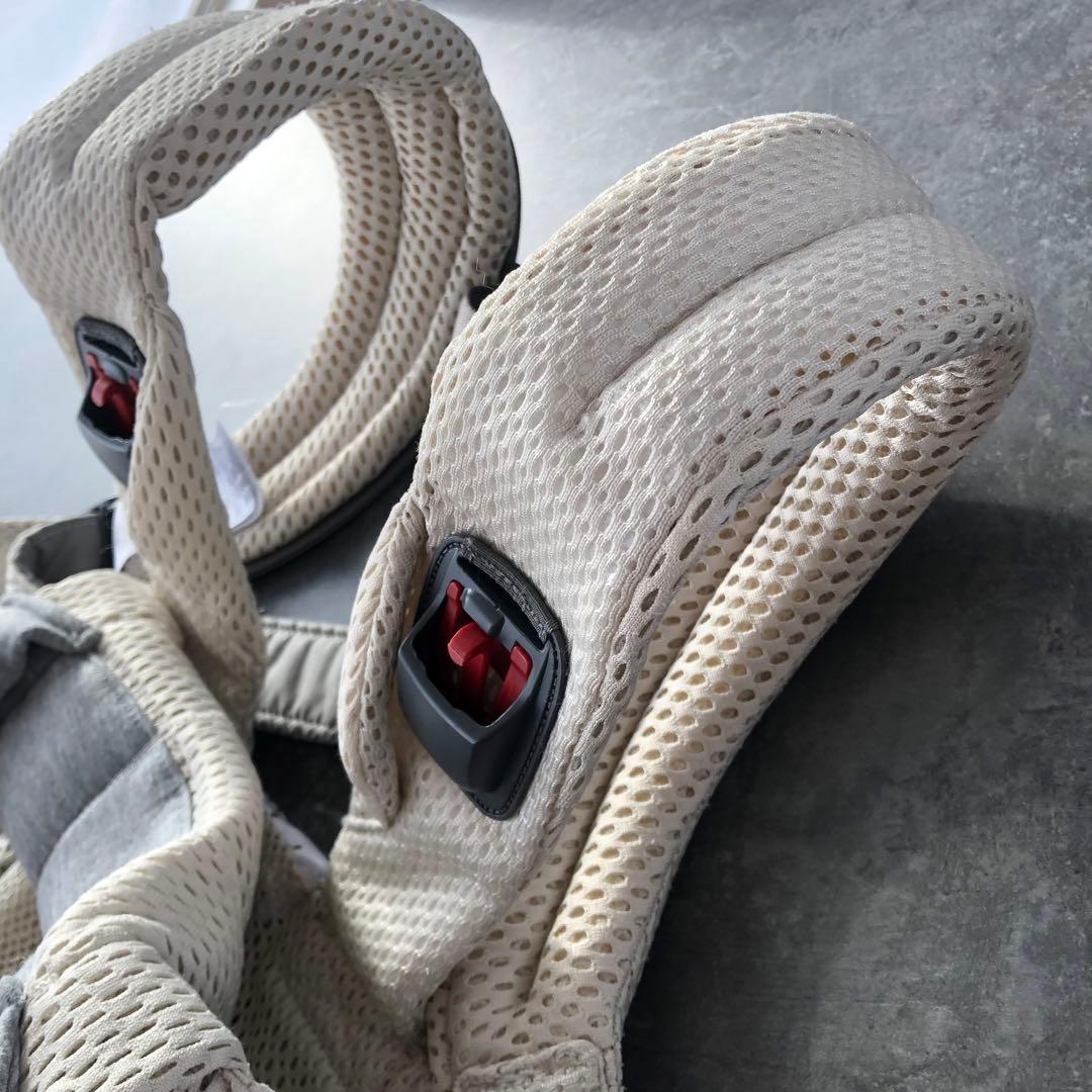 美品　人気　最上級モデル　ベビービョルン　抱っこ紐　ハーモニー　クリーム　箱付き