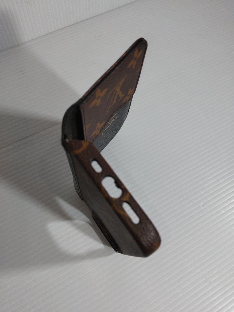 LOUISVUITTONモノグラムiPhone16Proケース【新春ブランド市】