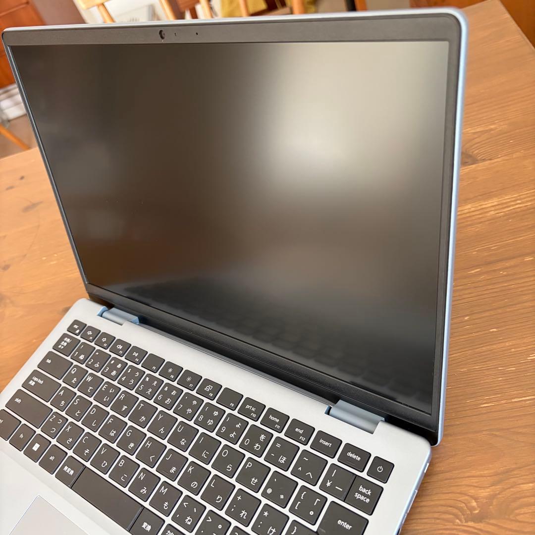 Dell Inspiron 14 5440 メモリ:16GB SSD:512GB