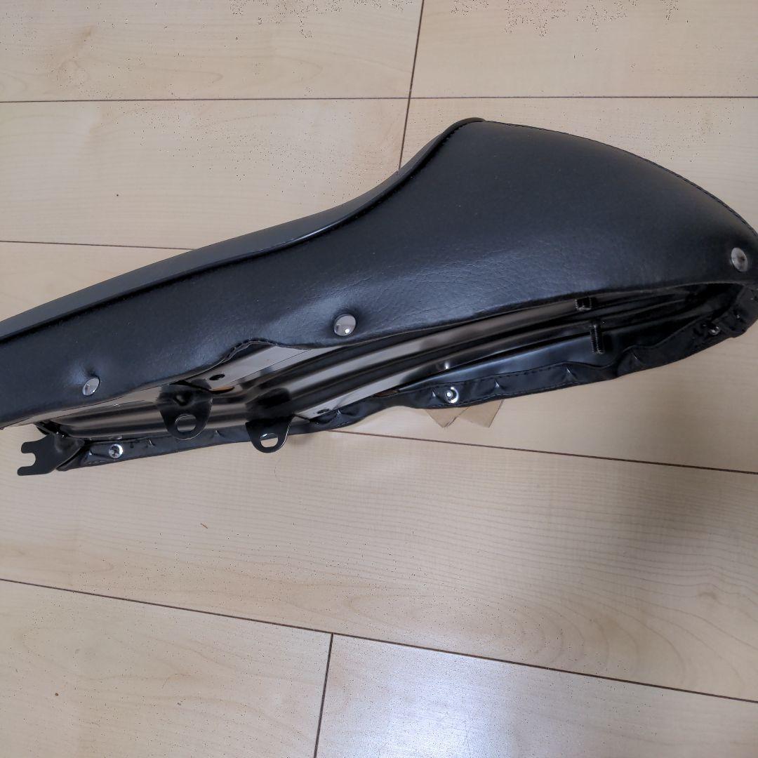 ヤマハ　YB-1 純正シート