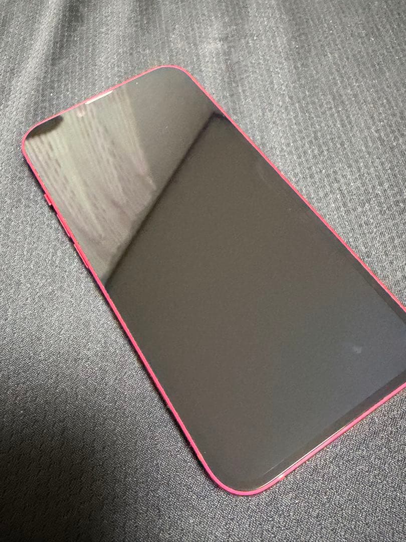 iPhone 14 本体　スクリーン保護フィルム　充電器