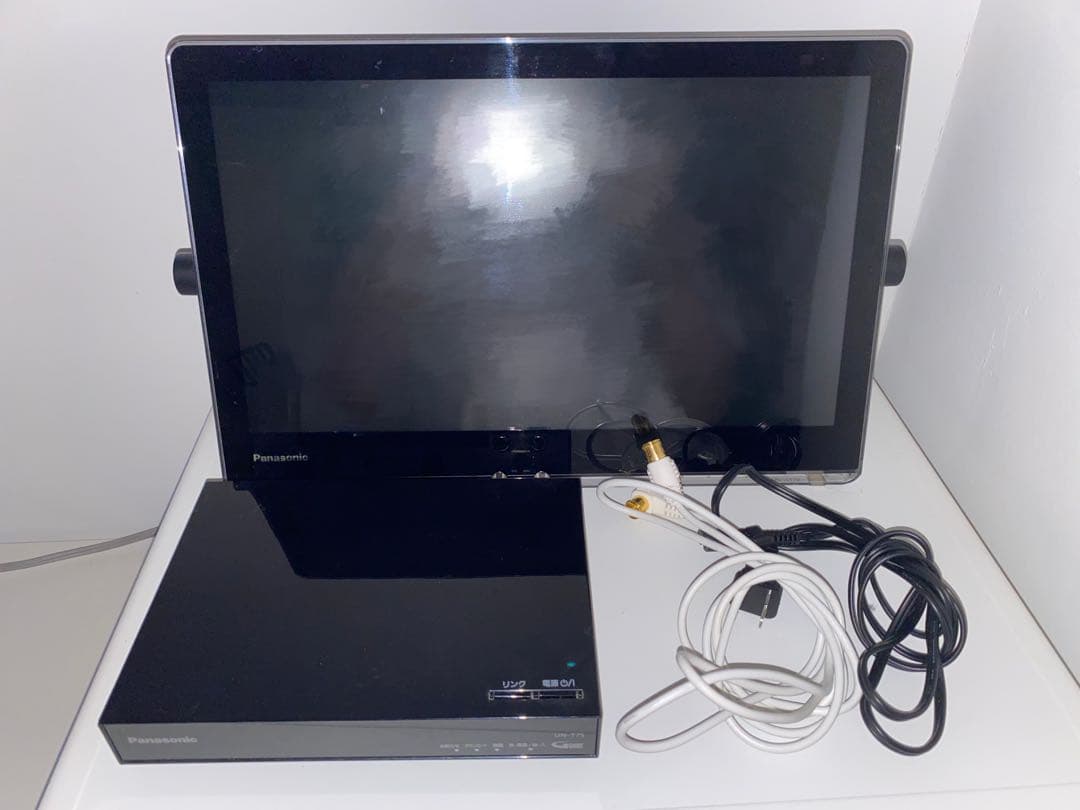 Panasonic プライベートビエラ VIERA 黒 防水 18インチ