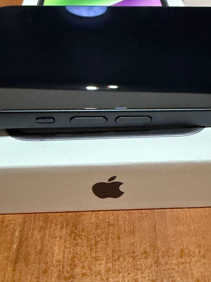 iPhone14 本体 256GBバッテリー82%