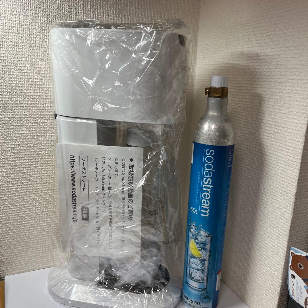 ソーダストリーム　本体　ボトル　シリンダー　三点セット