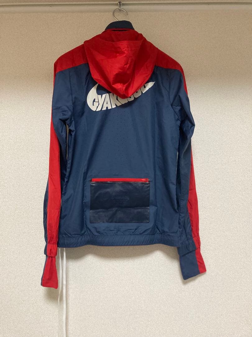 NIKE GYAKUSOU フード付きランニングジャケット S