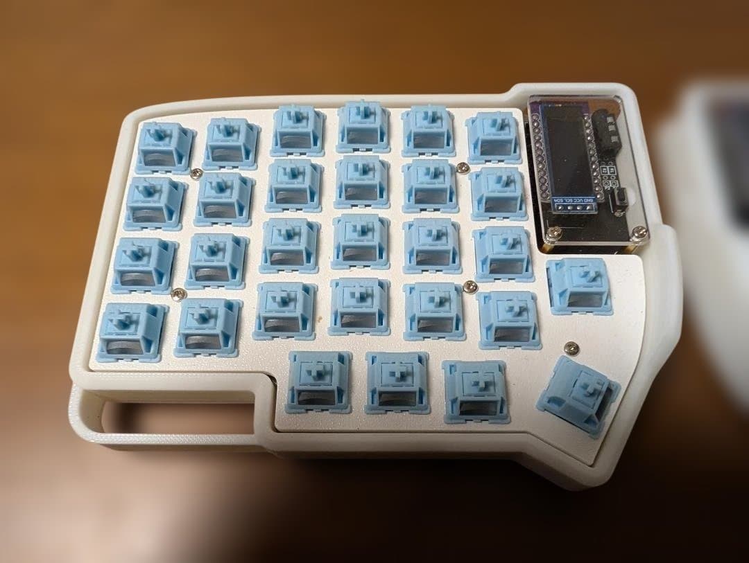 Lily58 Pro 自作分割メカニカルキーボードVial対応