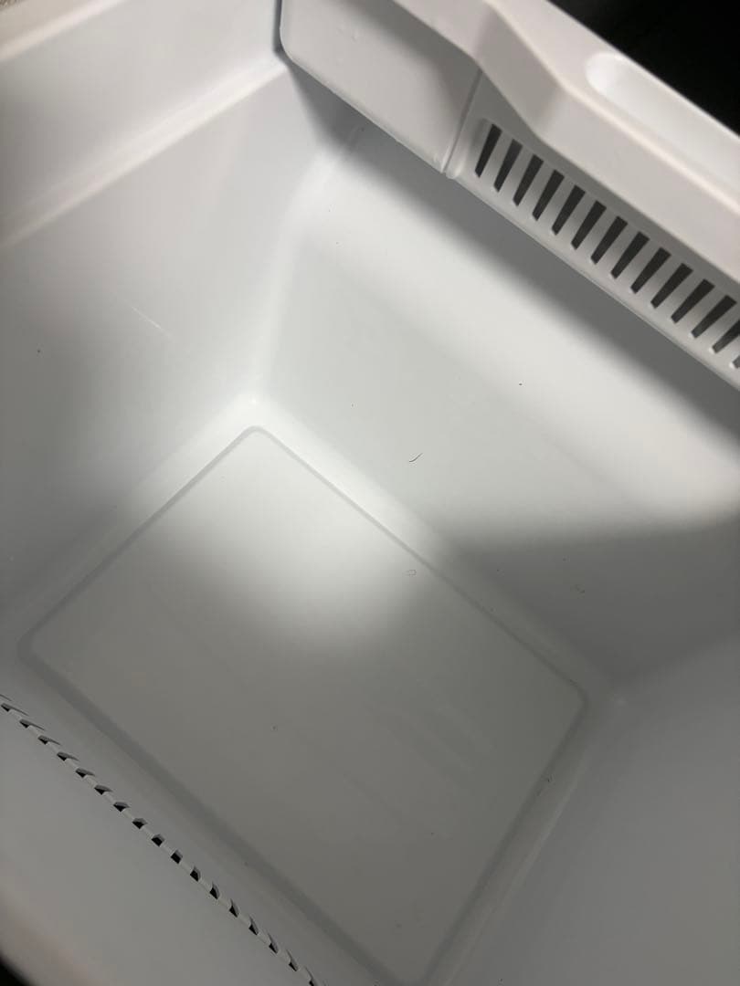 【2020年製】Hisense 冷蔵庫 ガラス棚3段