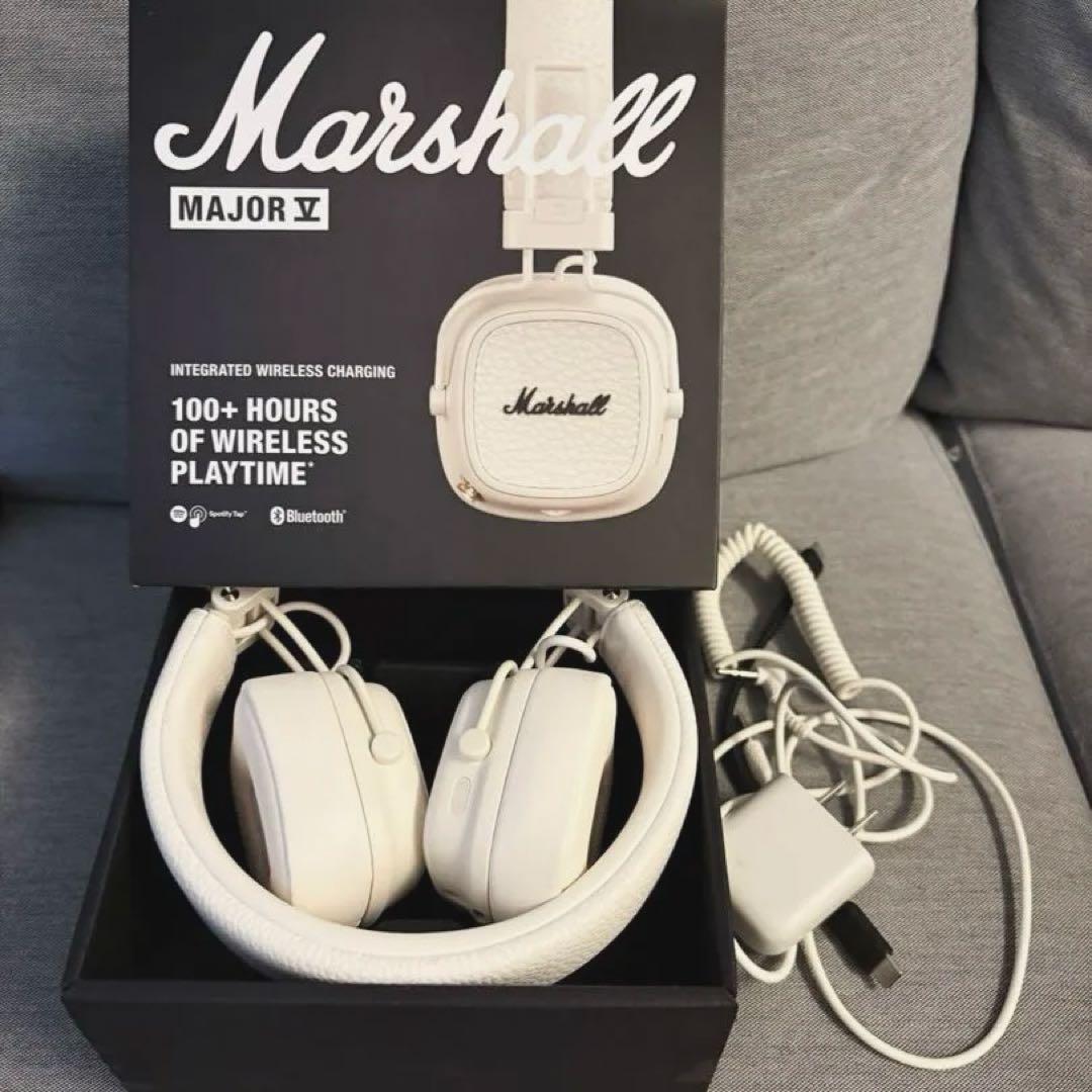 Marshall Major Vヘッドフォン　クリーム ホワイト