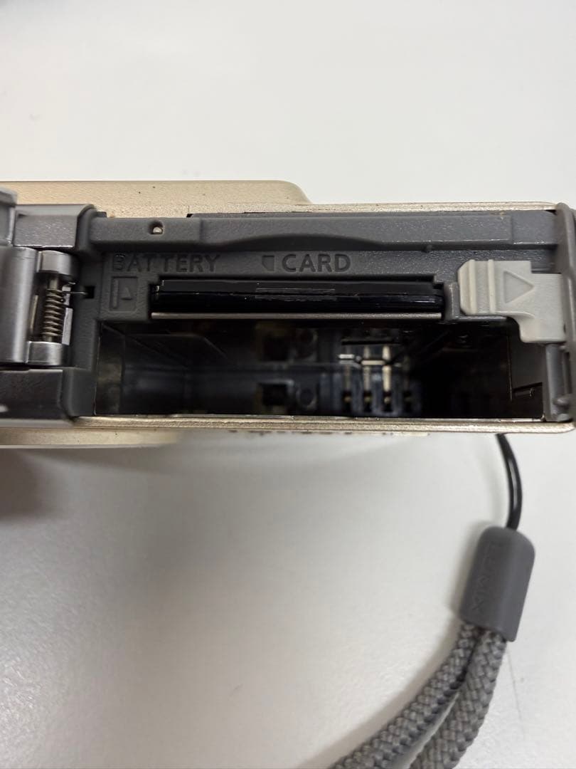 【稼働】Panasonic LUMIX 12メガピクセル デジタルカメラ　☆