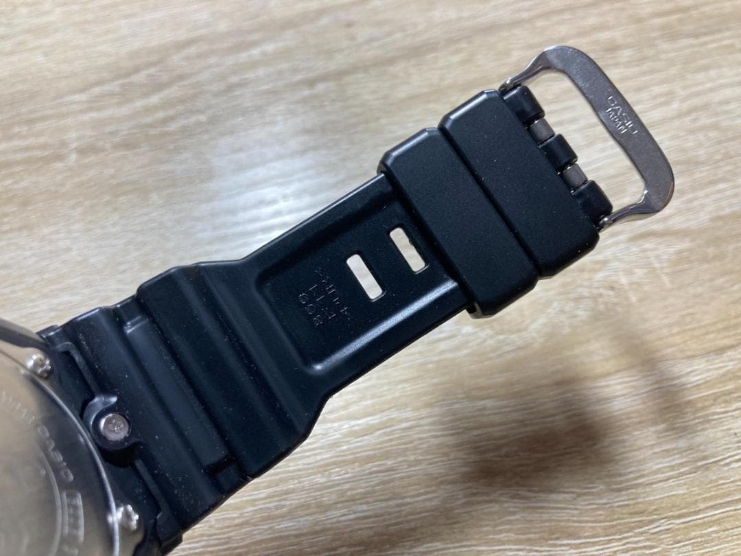 美品！カシオ ジーショック GN-1000B-1AJF 方位 温度計測