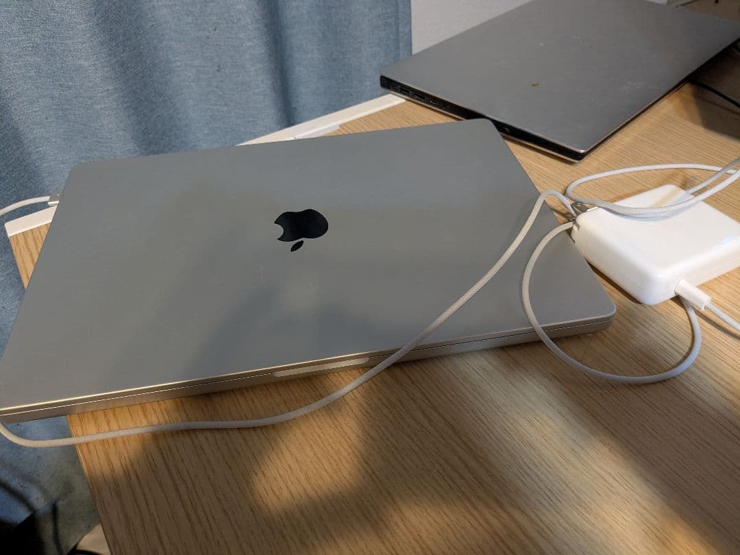ネ*ル様 MacBook M1 Pro レティナ16インチ シルバー
