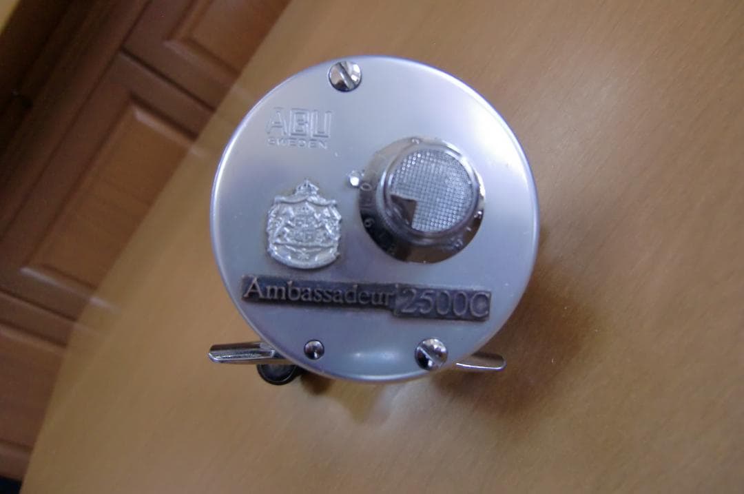 ABU Ambassadeur 2500C アブ アンバサダー ブロンズプレート