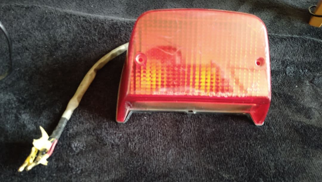 ゼファー400　純正　テールランプ　ユニット