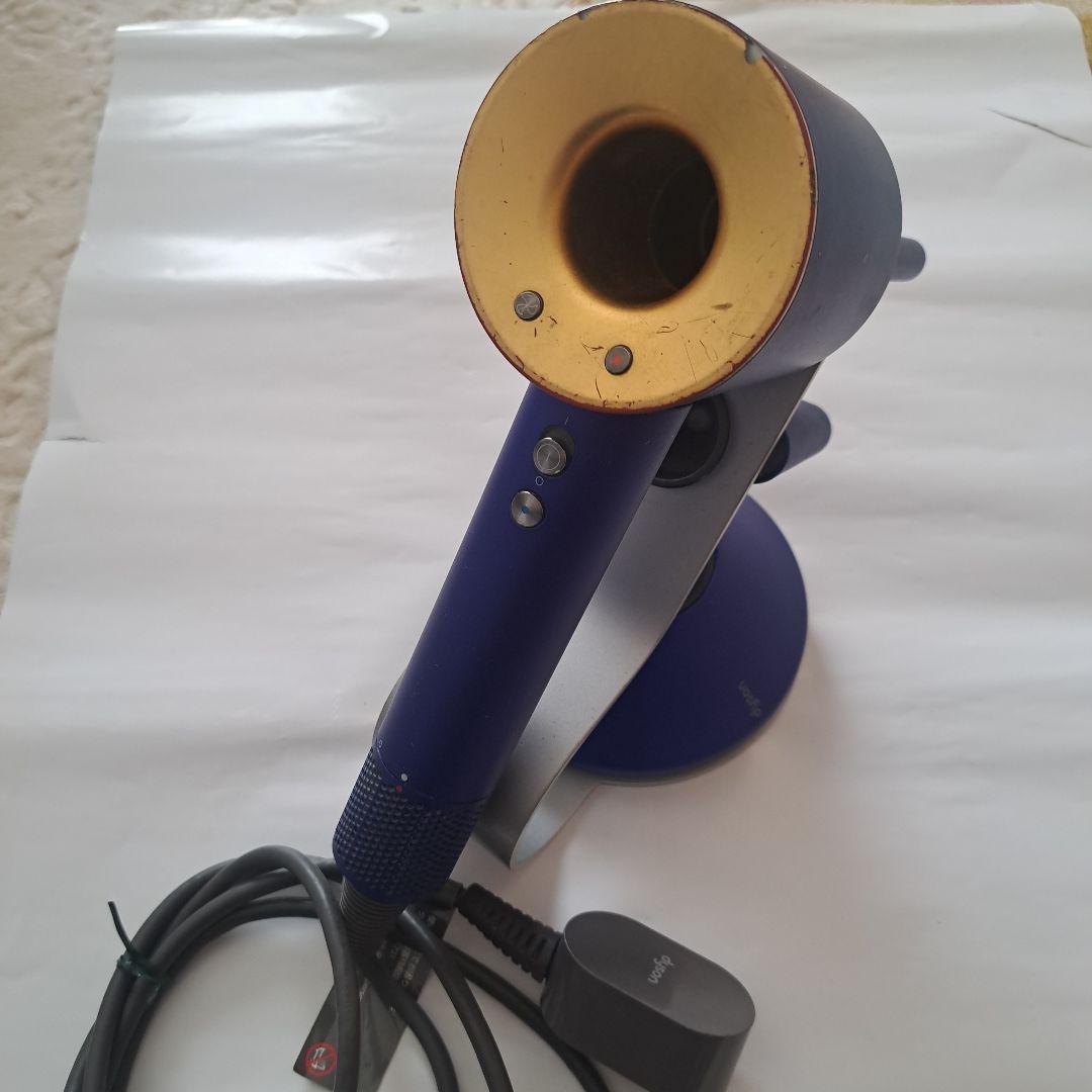 ダイソン　ドライヤー　スタンド付き