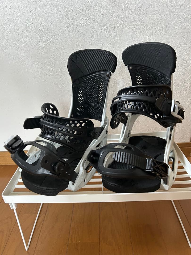 20/21 BURTON バートン MALAVITA EST マラビータ M