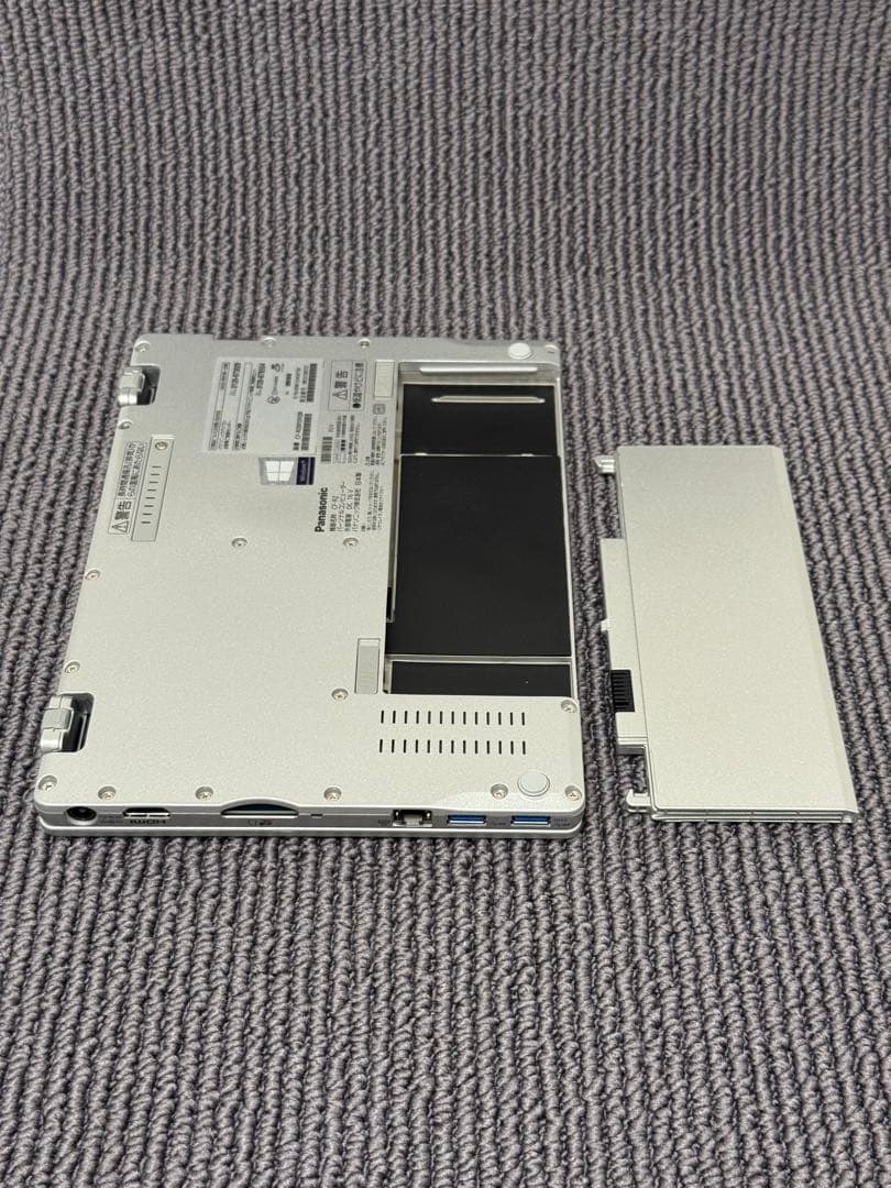 【希少美品】500時間未満2TB Win11 Pro搭載CF-RZ8 FDEQR