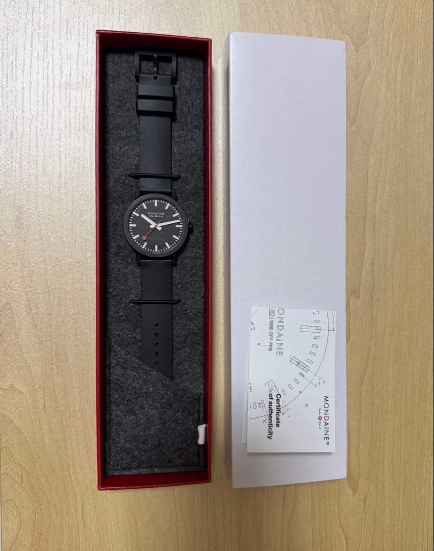 MONDAINE Classic ブラックアナログ時計