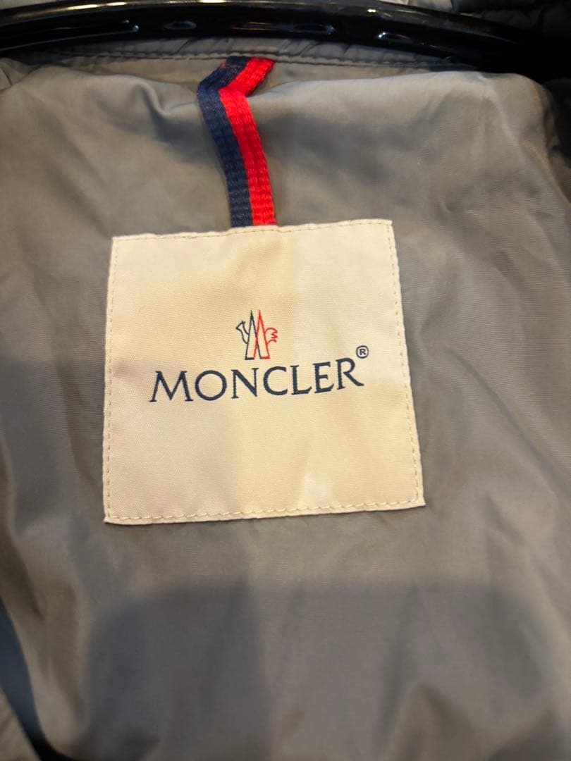 MONCLER グレー ナイロンジャケット