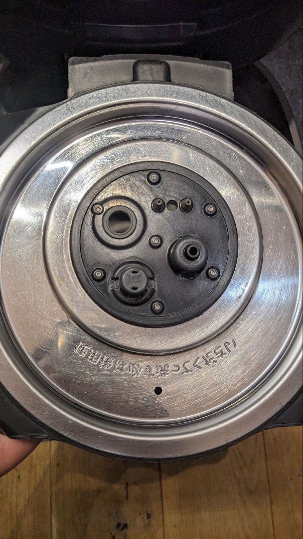 美品タイガー魔法瓶　TIGER JPL-A100 炊飯器圧力IH 土鍋