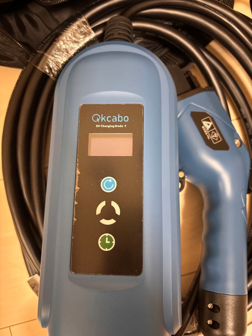 Qkcabo EV Charging Mode 2 充電器