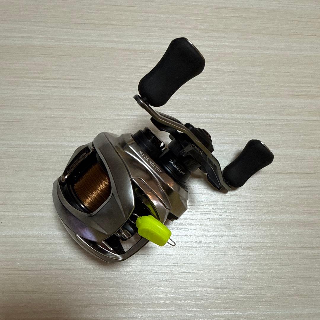 ダイワ　２１ジリオンsvtw(箱•付属品なし)