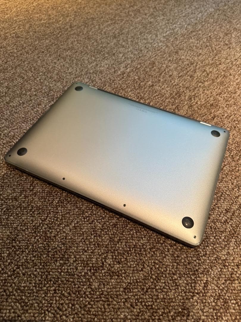 M1 Macbook Pro 13.3インチ メモリ 16GB SSD256GB