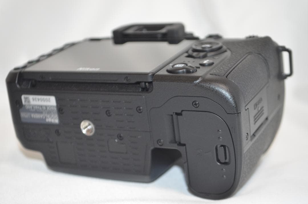 滅多にないシャッター数4400回以下 Nikon D7500☆Wi-Fi搭載