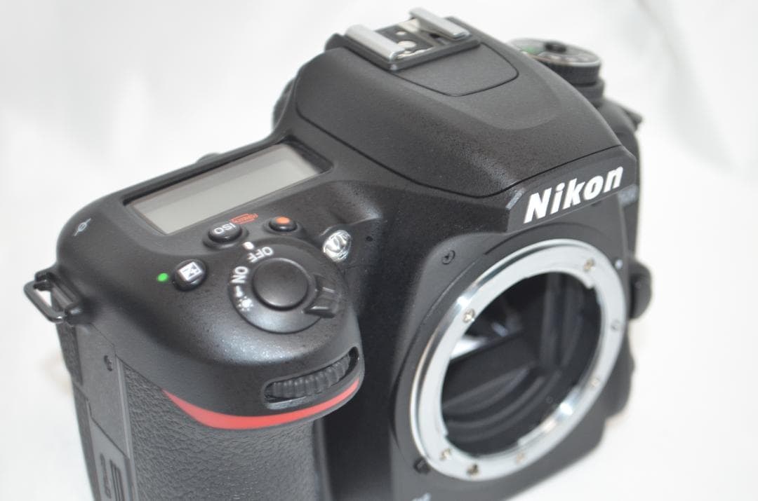 滅多にないシャッター数4400回以下 Nikon D7500☆Wi-Fi搭載